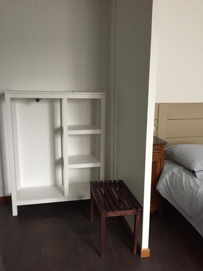 Bed and Breakfast Sous La Tour Agencourt Exterior foto
